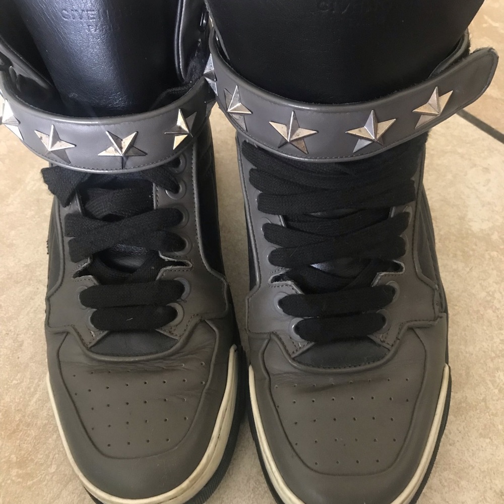 Givenchy classic sneakers